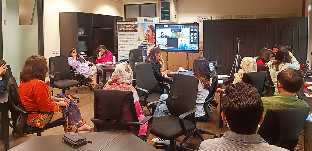 The third B-International Staff Training was successfully conducted on the 20th and 21st of September. Ms. Ayesha Zia from RO conducted a session on Credit Recognition.